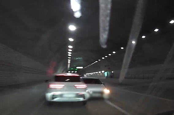 대마에 취한 채 고속도로를 역주행하며 달리다가 교통사고를 내고 도주한 20대 사고 장면. 경기남부경찰청 제공