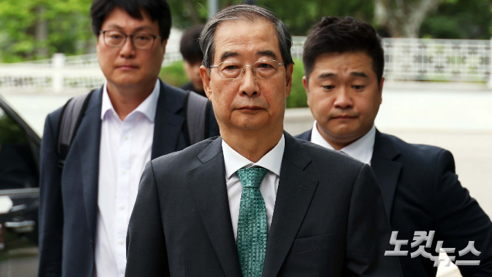 한덕수 전 국무총리가 지난 2025년 7월 2일 오전 서울 서초구 서울고검에 마련된 내란특검 사무실로 출석하고 있다. 황진환 기자