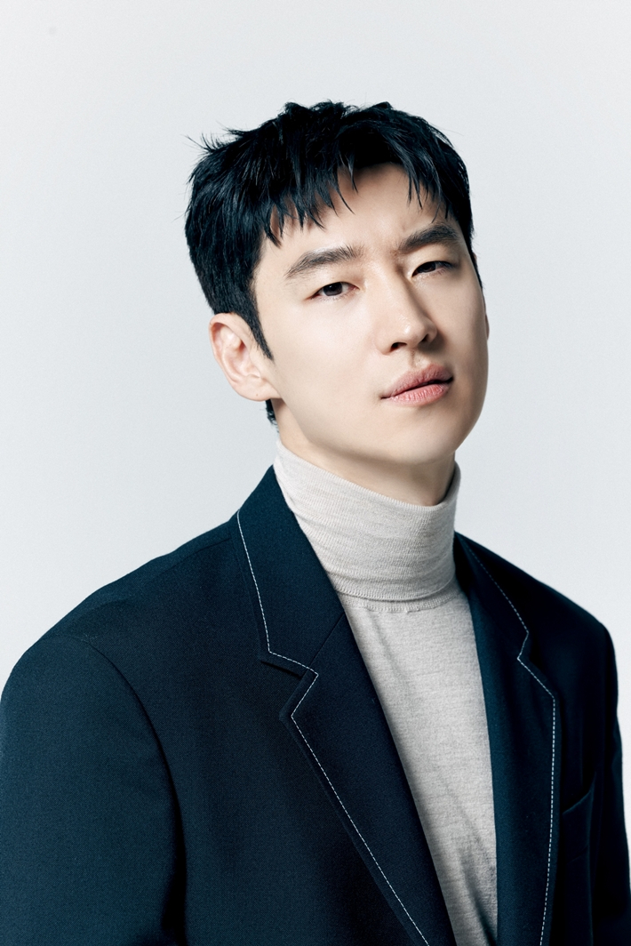 SBS 드라마 '모범택시3' 김도기 역 배우 이제훈. 컴퍼니온 제공