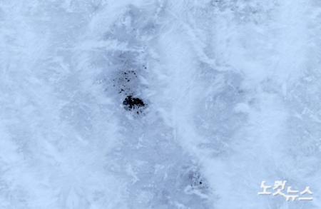 하얗게 변한 팔당호