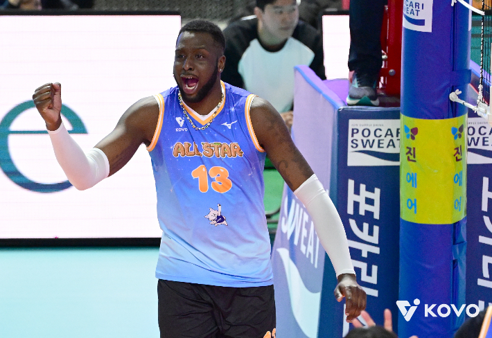 환호하는 베논. 한국배구연맹