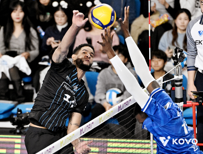 1위 탈환에 성공한 현대캐피탈. 한국배구연맹