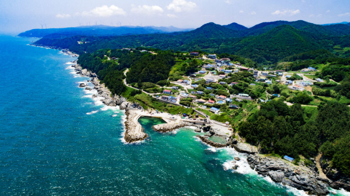 초대형 산불 피해를 입기 전의 영덕 천지원전 예정지 전경. 영덕군 제공