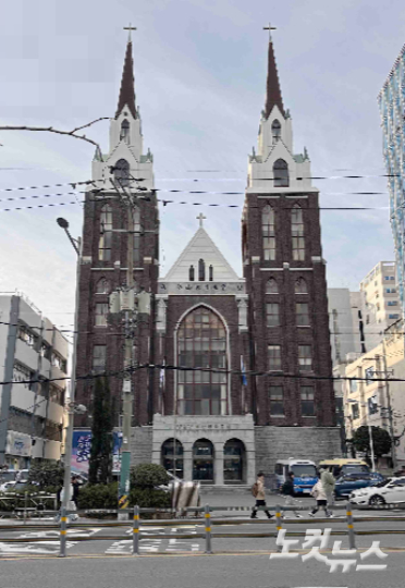 부산영락교회 전경. 이강현 기자
