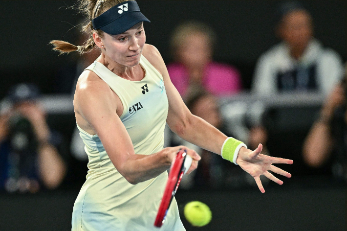 리바키나의 샷. 연합뉴스