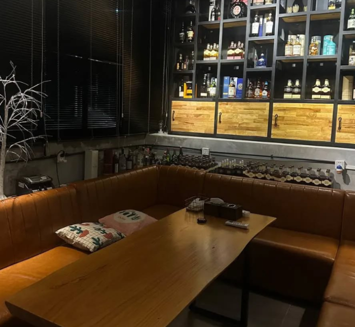 오선호씨가 캄보디아 프놈펜에 도착하자마자 이동한 식당 내부 모습. 이곳에서 선호씨는 리광호와 처음 만난다. SNS 캡처