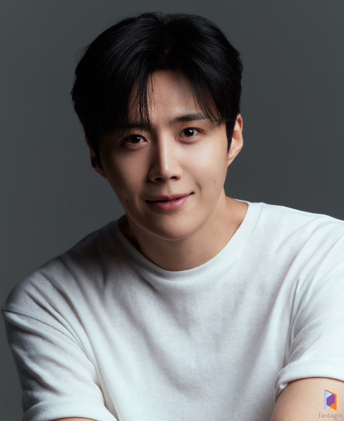 배우 김선호. 판타지오 제공