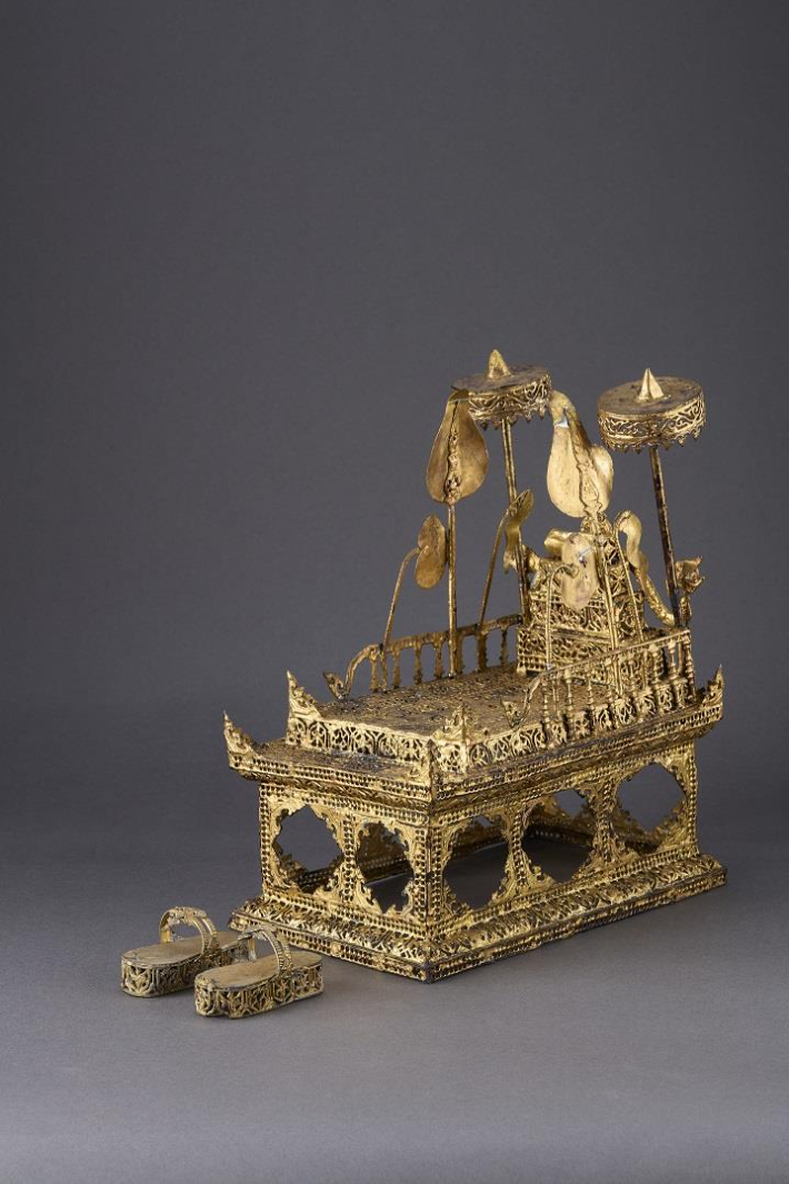 국립중앙박물관에서 6월 16일~9월 6일 진행할 '태국미술' 특별전에 전시될 왕의 상징물과 옥좌 모형(16세기~17세기 추정). 국립중앙박물관 제공