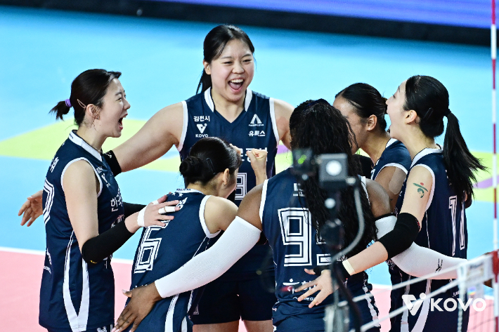 한국도로공사 승리. 한국배구연맹