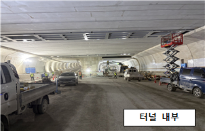 '만덕~센텀 도시고속화도로' 공사 당시 내부 모습. 부산시 제공