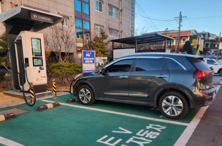 충전 중인 전기자동차. 포항시 제공