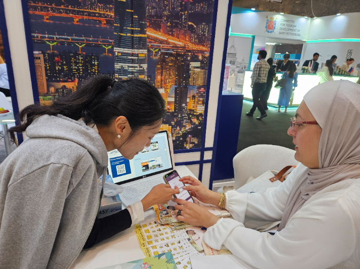 2025 카타르 트래블마트에서 B2B 상담을 하고 있다. 경북문화관광공사 제공