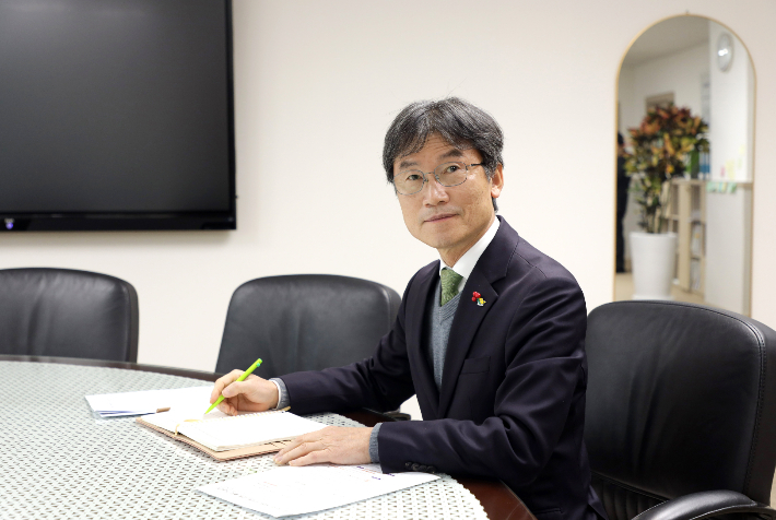 울산교육감 "디지털특별교부금 유효기간 연장, 즉시 중단되어야"
