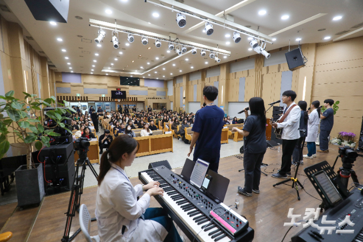 간호대생 180여 명이 참가한 제8회 간호대생 선교캠프가 열린 예수병원 예배실. 최화랑 기자