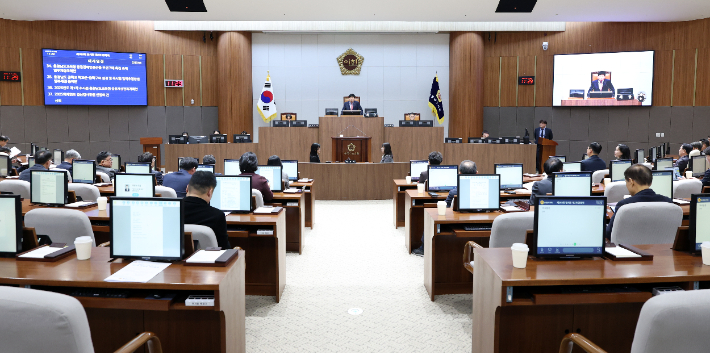 지난 3일 열린 제363회 임시회 제2차 본회의. 충남도의회 제공