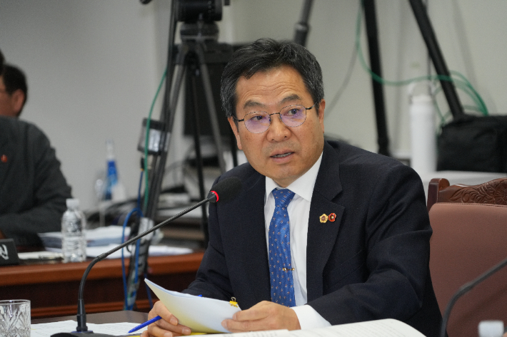 송창권 민주당 도의원. 제주도의회 제공