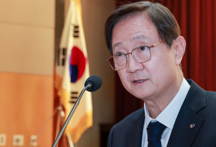 이찬진 금융감독원장이 9일 서울 영등포구 여의도 금융감독원에서 2026년 업무계획을 발표하고 있다. 연합뉴스