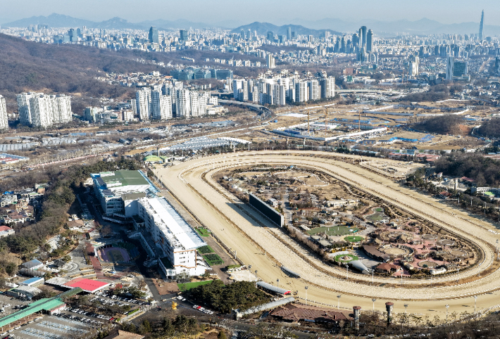 신규 공공택지 조성될 경마장 일대. 연합뉴스