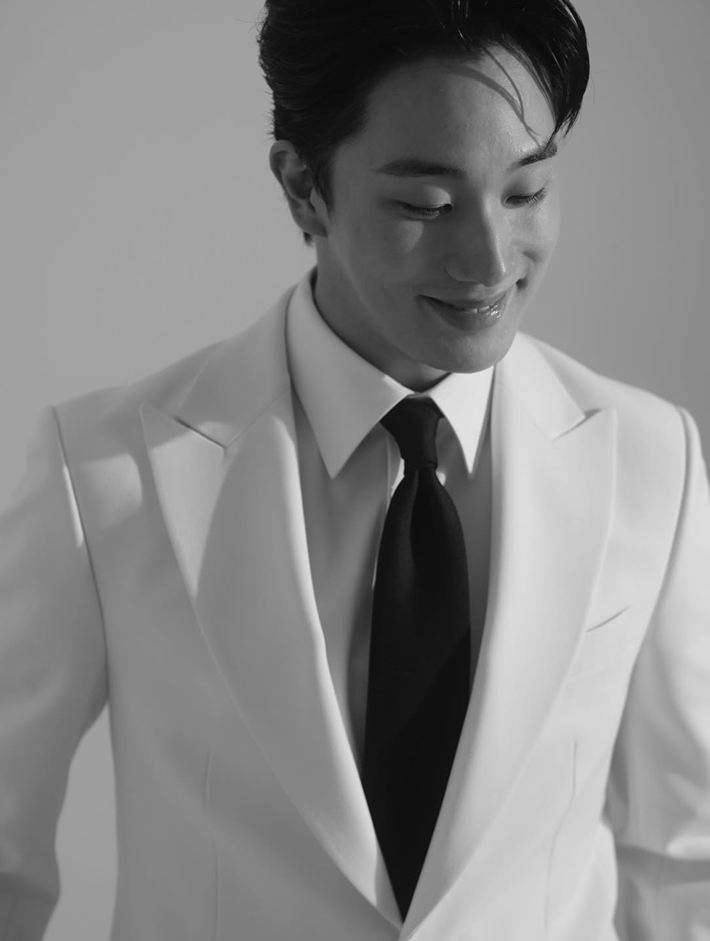 배우 이서준이 다가오는 봄 결혼한다고 9일 밝혔다. 이서준 인스타그램