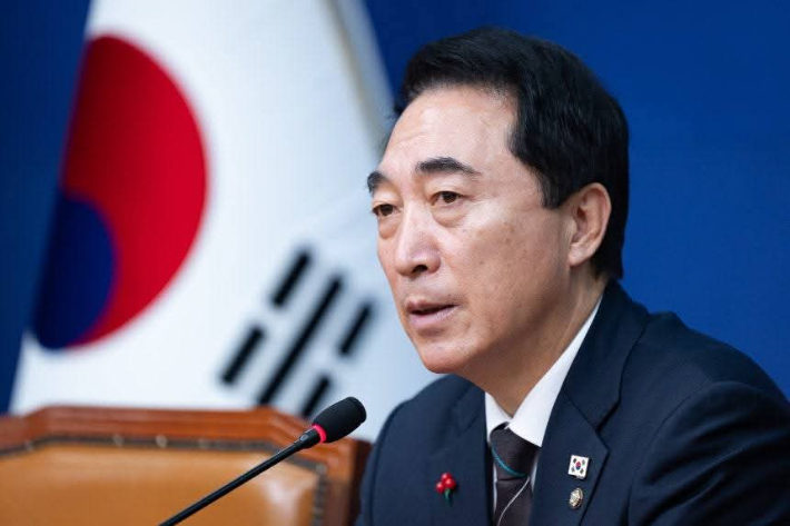 더불어민주당 수석대변인 박수현 의원. 페이스북 캡처