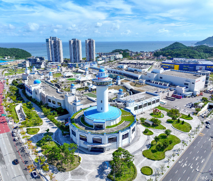 롯데몰 동부산점 제공