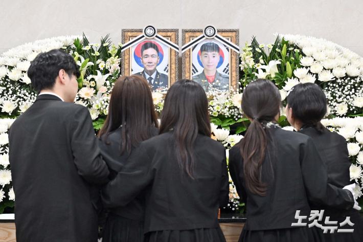 故 정상근‧장희성 준위 영결식