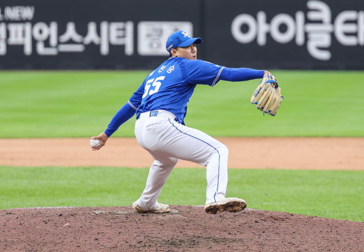 배찬승이 지난해 가을 야구에서 역투하는 모습. 삼성 라이온즈 