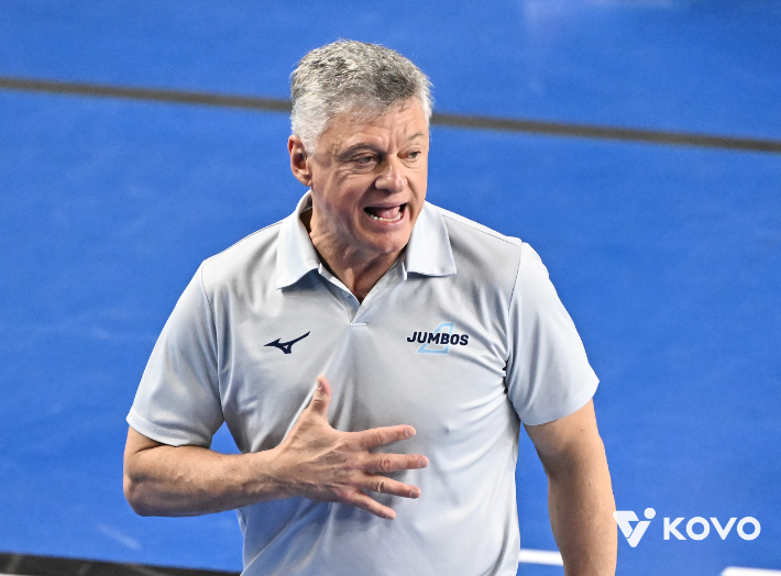 대한항공 헤난 감독. 한국배구연맹
