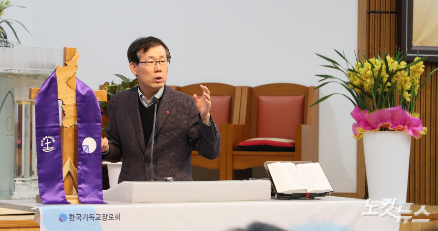 통일연구원 서보혁 박사는 현재 한반도 정세를 진단하며 구조적 폭력이 해소되는 '적극적 평화'로의 이행을 강조하고 있다. 한세민 기자