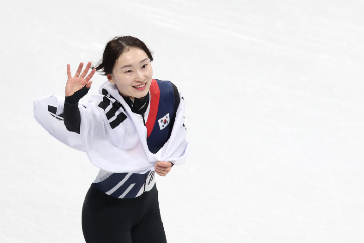 최민정, 은빛 세리머니. 연합뉴스