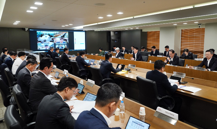 지난 20일 출범한 생산적 금융 실행 협의회. BNK경남은행 제공 