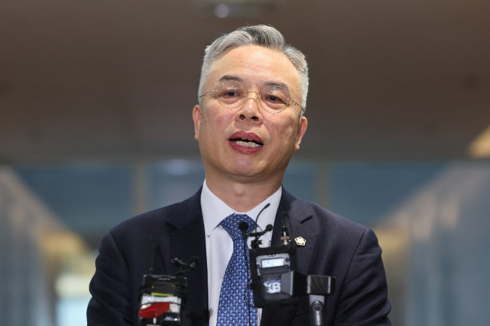 2차 종합특검 임명 소감 밝히는 권창영 변호사. 연합뉴스