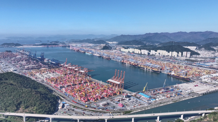 부산신항. BPA 제공