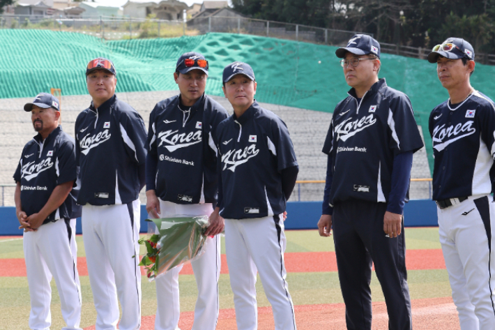 한국 야구대표팀 코치진. 연합뉴스