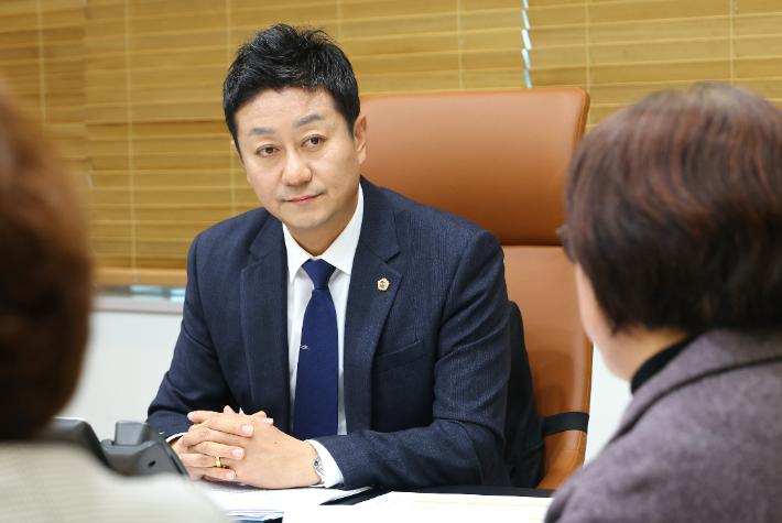 김진경 경기도의회 의장. 경기도의회 제공