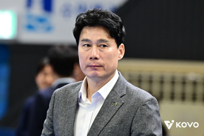 현대건설 강성형 감독. 한국배구연맹