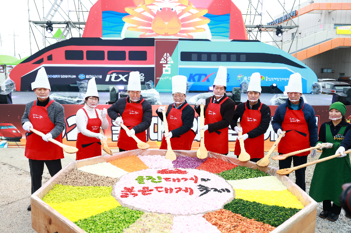 지난해 열린 울진대게와 붉은대게 축제. 울진군 제공