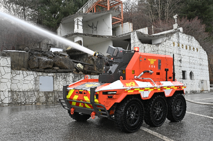 무인소방로봇의 모습. 현대차그룹 제공