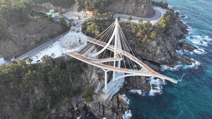 스카이워크 전망대. 삼척시 제공