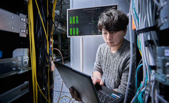 SKT, 차세대 기지국 'AI-RAN' 실증 성공. SKT 제공