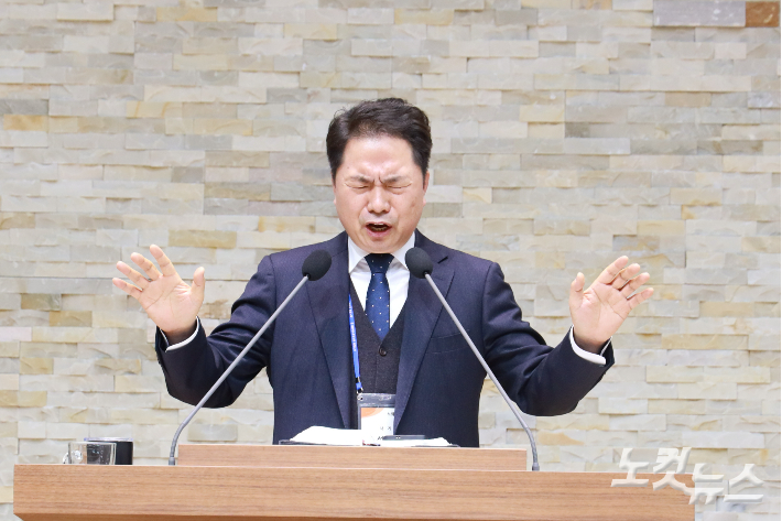 충청노회 서기 김성환 목사. 충북CBS