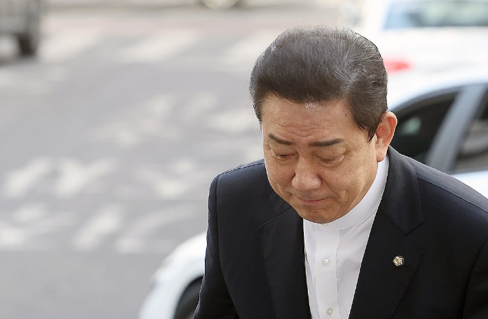 뇌물수수 등 13가지 의혹을 받는 무소속 김병기 의원. 연합뉴스