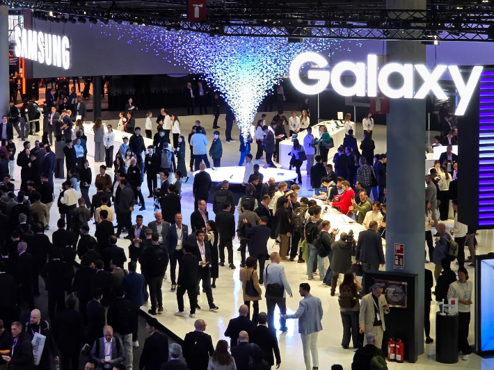 2일(현지시간) 스페인 바르셀로나에서 개막한 MWC26에 참여한 삼성전자 부스 모습. 삼성전자 제공