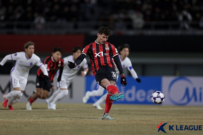 FC서울과 산프레체 히로시마의 경기. 한국프로축구연맹