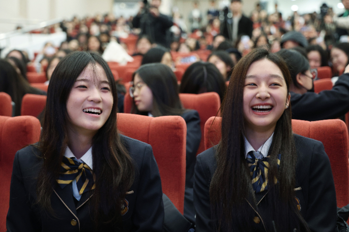 학생으로 돌아간 올림픽 스타들. 연합뉴스