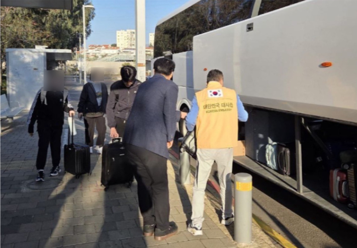 이스라엘에 체류하던 우리 국민 66명이 이집트로 무사히 대피했다고 외교부가 밝혔다. 외교부 제공