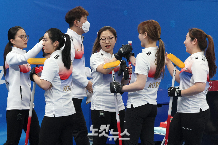 여자 컬링 팀 킴이 17년 만에 공식 해체를 선언했다. 박종민 기자 