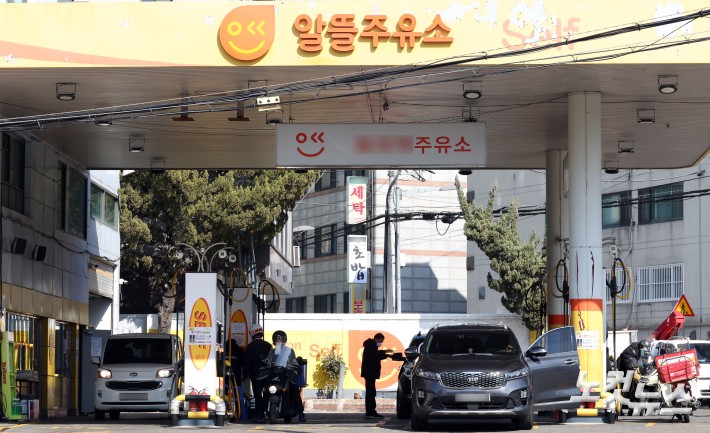 중동 위기에 휘발유 1800원 돌파