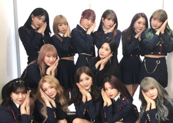 엑시가 추천한 엠카운트다운 '꿈꾸는 마음으로' 컴백 무대 당시 우주소녀. 우주소녀 공식 트위터