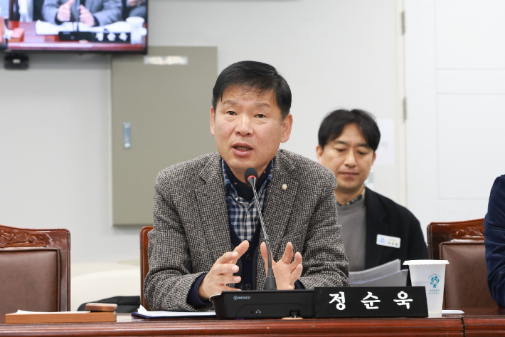 정순욱 창원시의원. 창원시의회 제공 